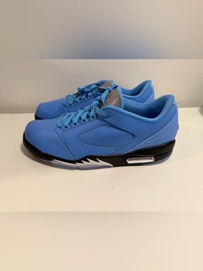 Jordan Men's Low-Top Athletic Sneakers in Light Blue and Black